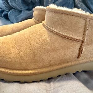 Ugg Ultra Mini Boots Size 6